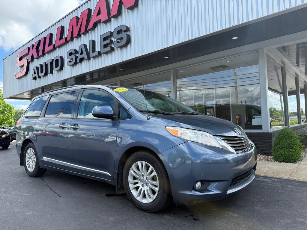 2013 Toyota Sienna